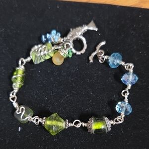 Elegant Silver and Green Beaded Bracelet